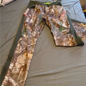Under Armour Camo and Black Women's Pants